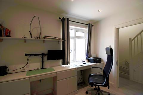 33 Olyffe Avenue, Welling, DA16 3HZ