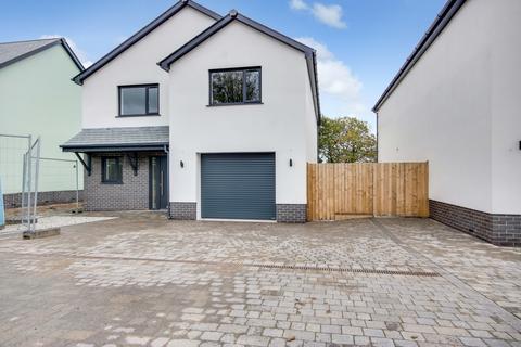 4 bedroom detached house for sale, Lake, Barnstaple EX31