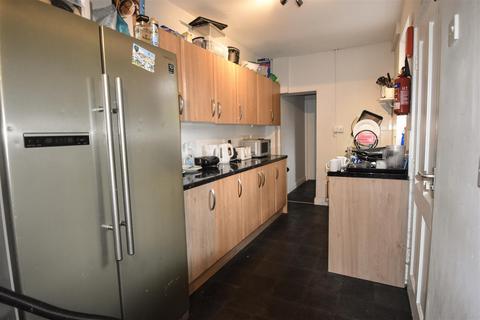 5 bedroom house to rent, Wellington Street, York
