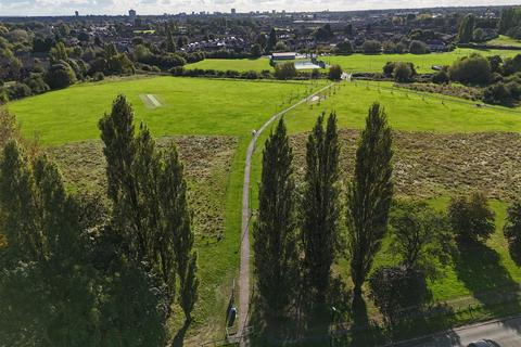 5 Silverdale Close, Coventry, CV2 1PX
