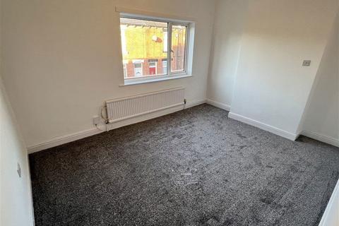 2 bedroom terraced house to rent, Grafton Street, Castleford, WF10