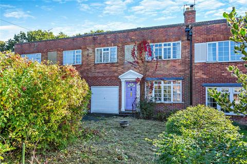 4 bedroom terraced house for sale, Ashgarth Court, Harrogate, North Yorkshire, HG2