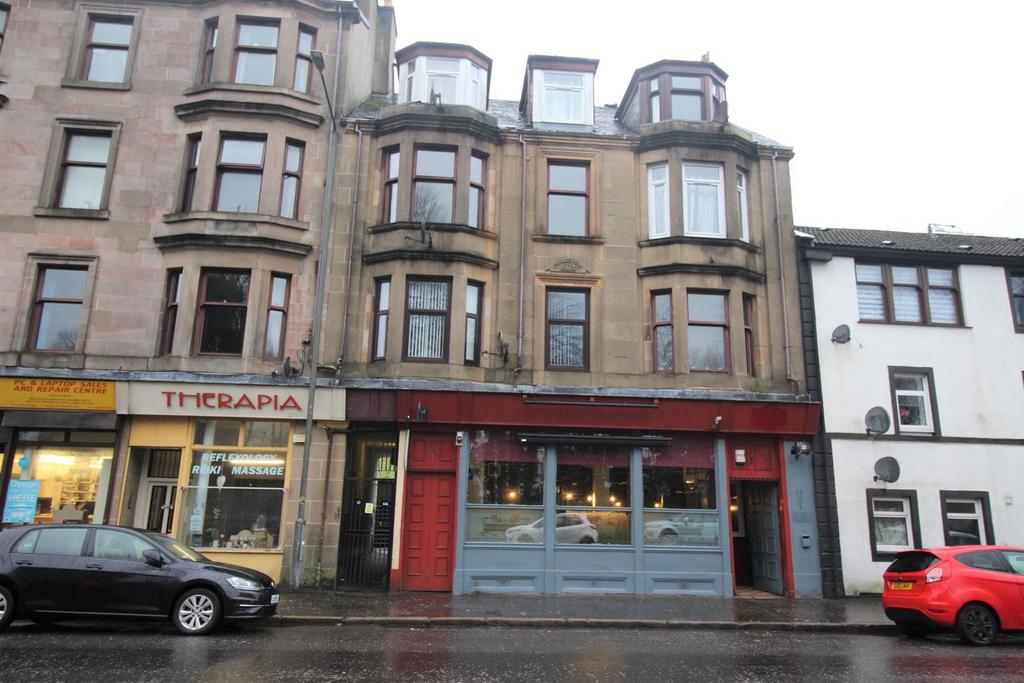 Shore Street, Gourock 2 bed flat to rent - £625 pcm (£144 pw)