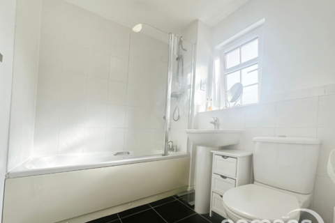 37 Compton Way, Sherfield On Loddon, Hook, RG27 0SG