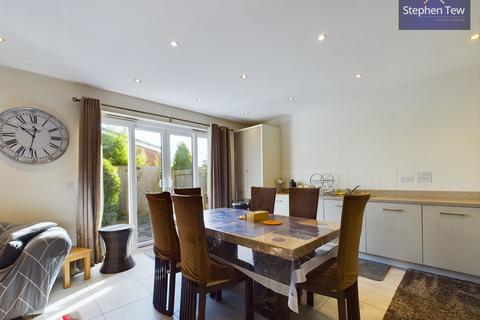 5 Clinker Close, Poulton-le-fylde, FY6 7XH