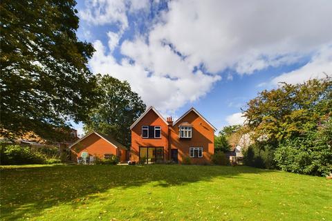 6 bedroom detached house for sale, Mill Lane, Hampshire GU46