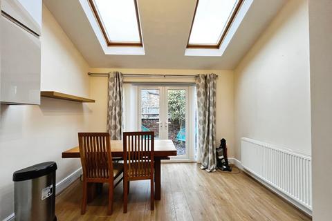 2 bedroom end of terrace house for sale, Ladysmith Road, Didsbury, Manchester, M20