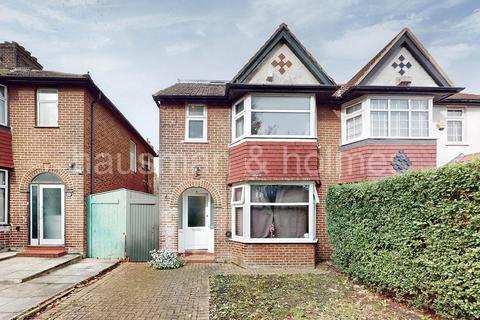 8 Quantock Gardens, London, NW2 1PH