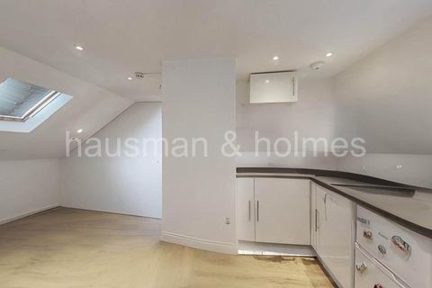 8 Quantock Gardens, London, NW2 1PH