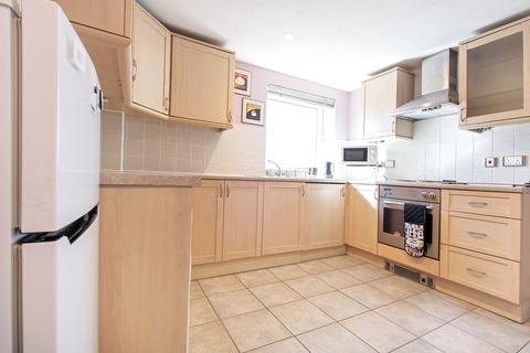 2 bedroom penthouse for sale, Briton Street, Goldsmiths Court, SO14