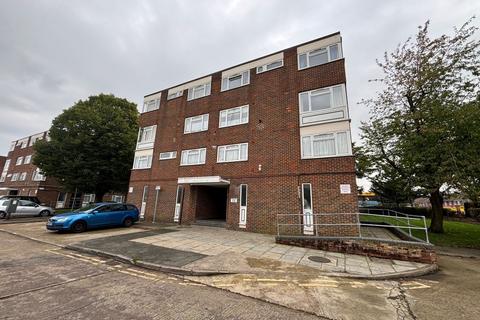 2 bedroom flat for sale, 57 Black Rod Close, Hayes, Middlesex, UB3 4QL