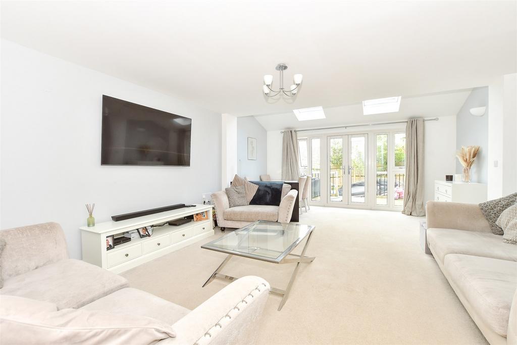 Virginia Drive, Haywards Heath, West... 4 bed semidetached house for sale £550,000