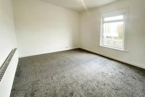 2 bedroom terraced house to rent, Bolton Road, Lancashire BB2