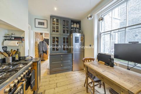 1 bedroom flat for sale, Peacock Street, Newington