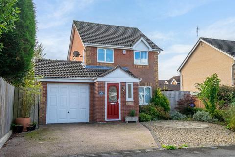 3 bedroom detached house for sale, Lingfield Crescent, Tadcaster Road, York