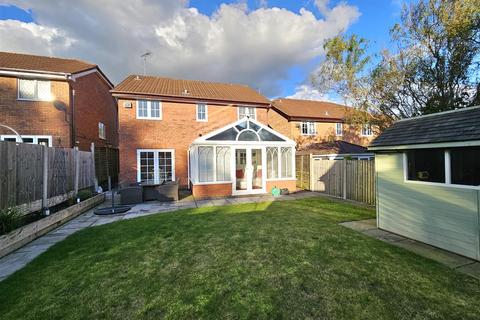 4 Chadstone Close, Shirley, Solihull, B90 4YX