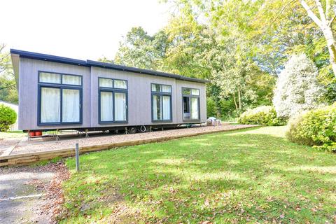 2 bedroom park home for sale, The Spinney, Hoburne Bashley Holiday Park, New Milton, Hampshire, BH25