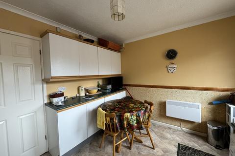 2 bedroom detached bungalow for sale, Caeffynnon Road, Llandybie, Ammanford, Carmarthenshire.