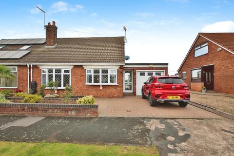 2 bedroom semi-detached bungalow for sale, Dawnay Road, Bilton, Hull, HU11 4HA