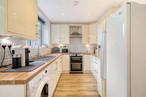 35 Teviot Avenue, Aveley, South Ockendon, RM15 4QD