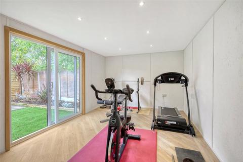 35 Teviot Avenue, Aveley, South Ockendon, RM15 4QD