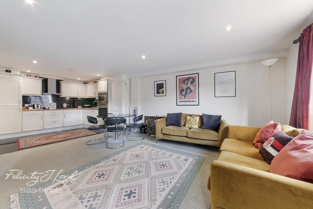 St Andrews Wharf, Shad Thames, SE1 2 bed apartment for sale £850,000