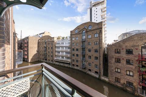 2 bedroom apartment for sale, St Andrews Wharf, Shad Thames, SE1