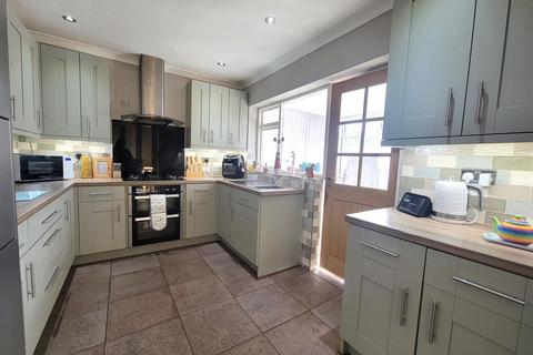 2 bedroom house for sale, Draycott Avenue, Hornsea