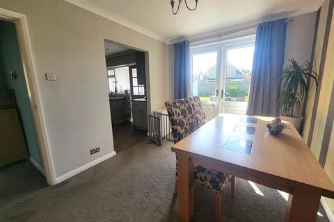 21 Draycott Avenue, Hornsea, HU18 1EX