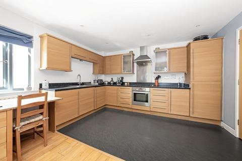 2 bedroom apartment for sale, Crown Dale, Crystal Palace, SE19