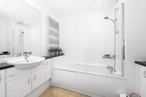 2 bedroom apartment for sale, Crown Dale, Crystal Palace, SE19