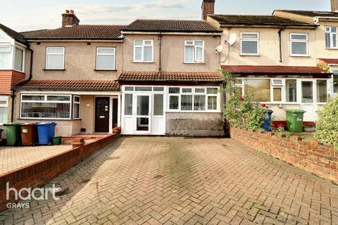 3 bedroom terraced house for sale, Palmerston Road, Grays