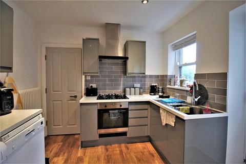 4 bedroom maisonette to rent, Brentwood Avenue, Jesmond