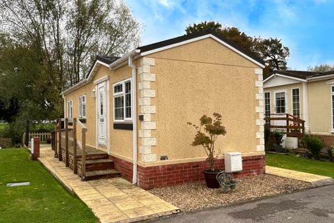 1 bedroom park home for sale, Park Avenue, Melton Mowbray, LE13