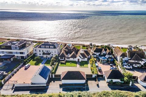 4 bedroom detached house for sale, Herbrand Walk, Cooden, Bexhill-On-Sea, East Sussex, TN39