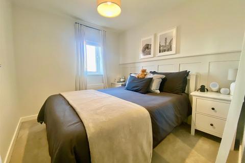 11 Adlington Close, Hampton Gardens, Peterborough, PE7 8QY
