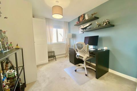 11 Adlington Close, Hampton Gardens, Peterborough, PE7 8QY