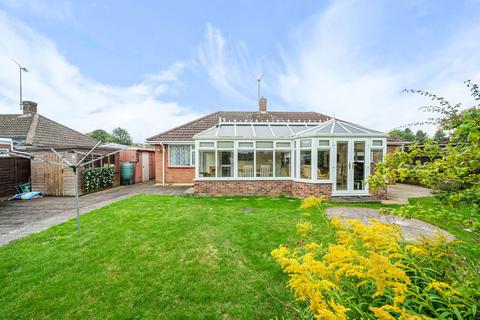 3 bedroom detached bungalow for sale, Buckland Avenue, Basingstoke