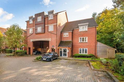 2 bedroom apartment for sale, Arden Court, Lockhart Road, Nascot Wood, Hertfordshire WD17