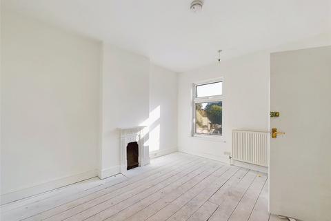 13 Central Road, Gloucester, GL1 5BY