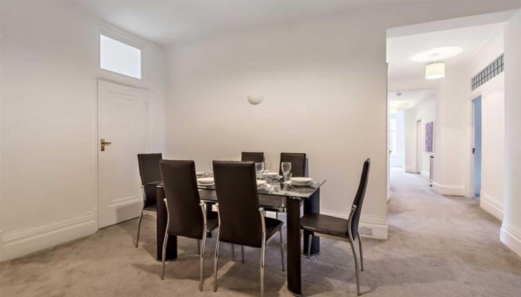 9-strathmore-court-park-road-st-johns-wood-nw8