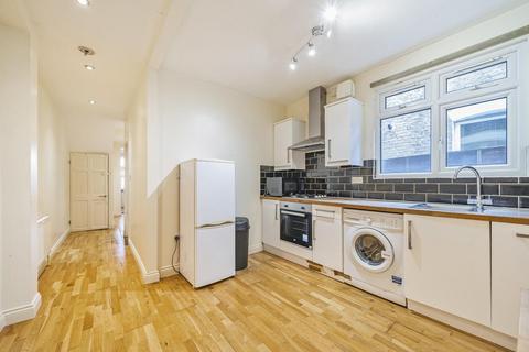 2 bedroom maisonette for sale, Mellison Road, Tooting