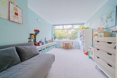 22 Copstone Drive, Dorridge, Solihull, B93 8DJ