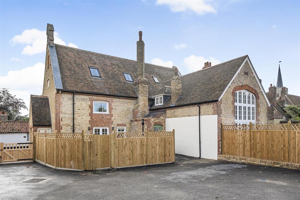 The Street, Canterbury CT3 3 bed semidetached house for sale £490,000