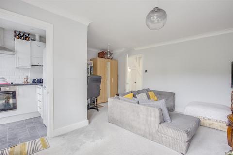 2 bedroom maisonette for sale, Maitland Drive, High Wycombe HP13