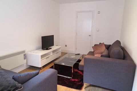 4 bedroom terraced house to rent, Greenland Mews, London, SE8