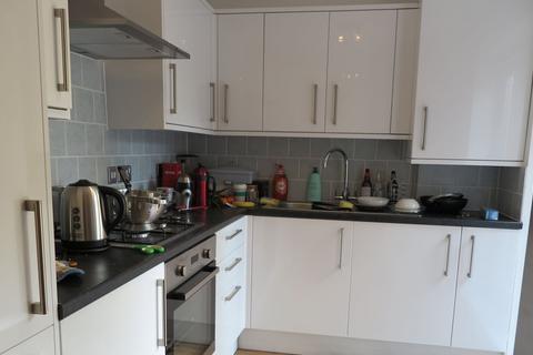 4 bedroom terraced house to rent, Greenland Mews, London, SE8