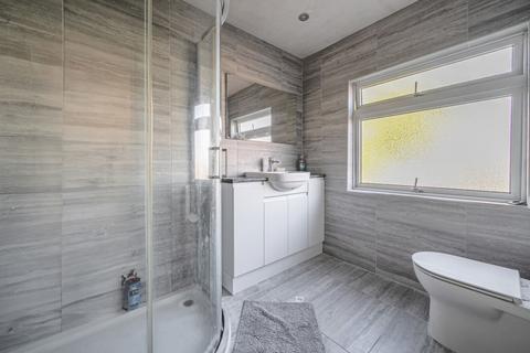 541 Abbey Road, Popley, Basingstoke, RG24 9EP