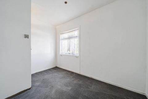 541 Abbey Road, Popley, Basingstoke, RG24 9EP