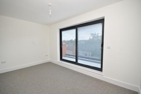 1 bedroom apartment to rent, High Street Dorking RH4